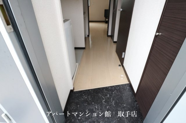 レオネクストムカイハラⅡの玄関