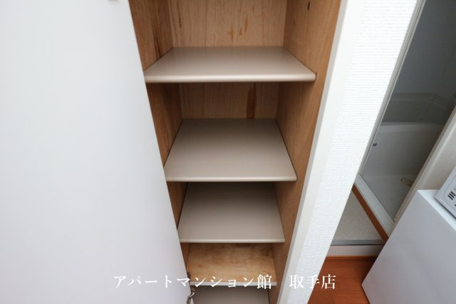 レオパレス角小林の収納