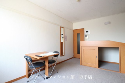 【居間・リビング】 | レオパレス角小林