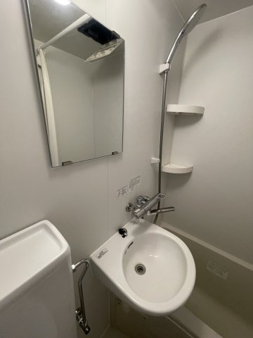 新宿区北新宿１丁目の賃貸マンションの洗面所