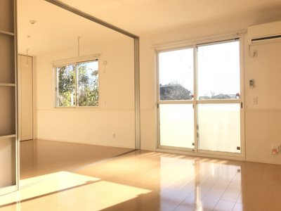 【居間・リビング】 | メゾン・ド・ペッツ セシル | 居室・リビング