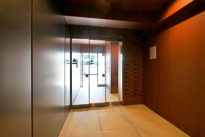 PREMIUM　CUBE　日本橋浜町の外観