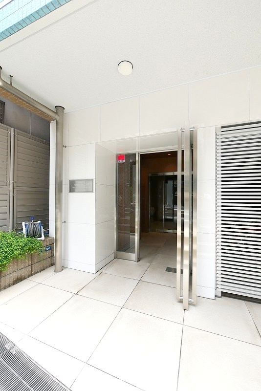 PREMIUM　CUBE　日本橋浜町の外観