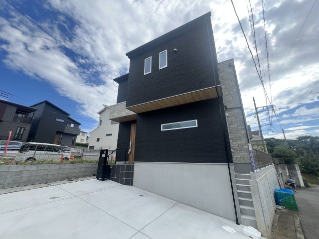 海老名駅まで自電車で１１分！な新築戸建の外観|物件の外観です