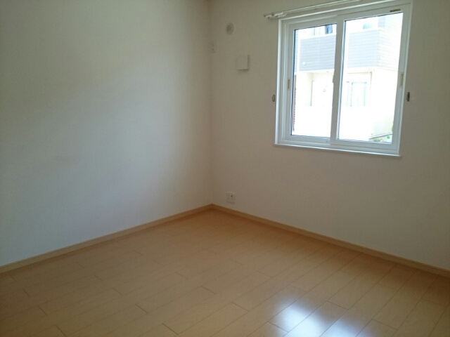 アルモニーCの洋室