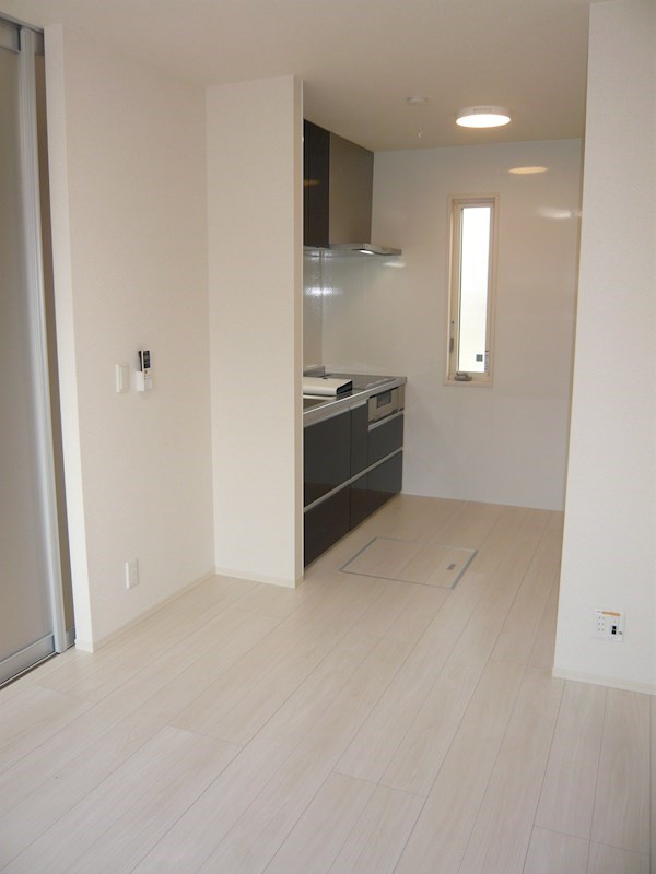 岐阜市黒野　1棟アパートの居間・リビング