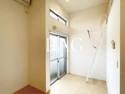 【居間・リビング】 | フェイストハイツ大和田 | 洋室のお部屋です。