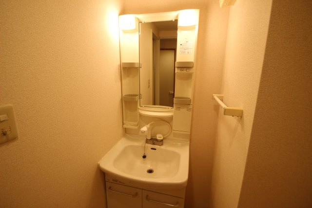 ベルテの独立洗面台|※別室参考写真です。