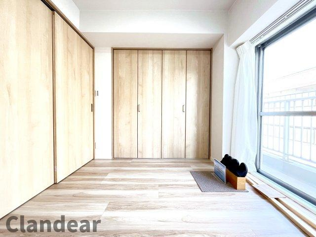 松戸栄町ハイムの洋室|ドキドキの新生活も、安心してスタート。ぴったりの住まいを見つけませんか？クランディアが一緒に住まい選びをサポートします‼　まずは、お気軽にお問合せください　＃クランディア