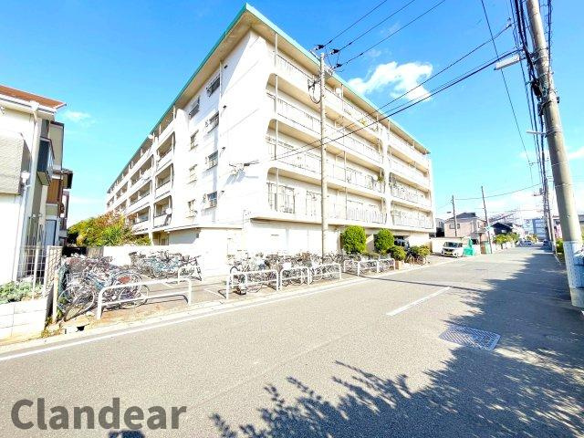 松戸栄町ハイムの外観|ドキドキの新生活も、安心してスタート。ぴったりの住まいを見つけませんか？クランディアが一緒に住まい選びをサポートします‼　まずは、お気軽にお問合せください　＃クランディア