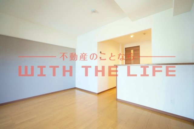 at east（エーティーイースト）【キャッシュバック対象】の居間・リビング|こちらの居間で趣味の時間をお楽しみください