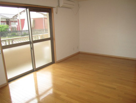 beauterraceステラ【キャッシュバック対象物件】の居間・リビング|こちらのリビングで趣味の時間をお楽しみください