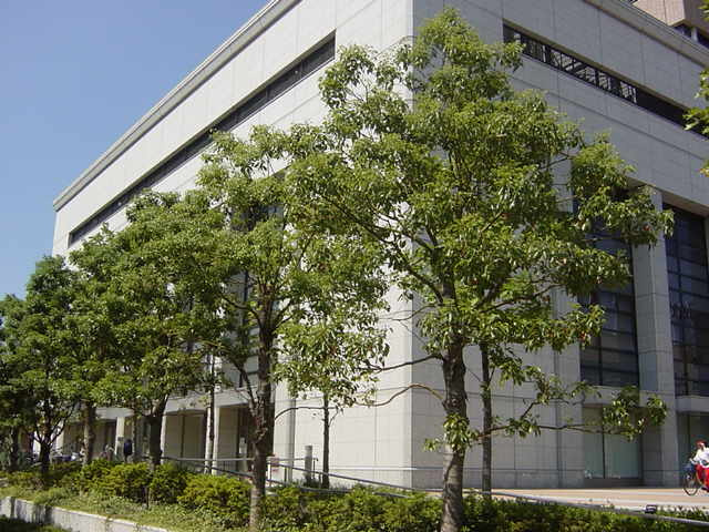 新風館の周辺|東大阪市役所まで2,400ｍ