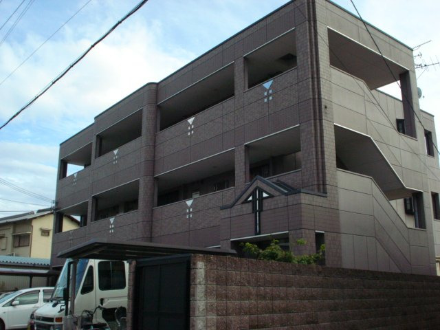 新風館の外観|外観写真（昼）