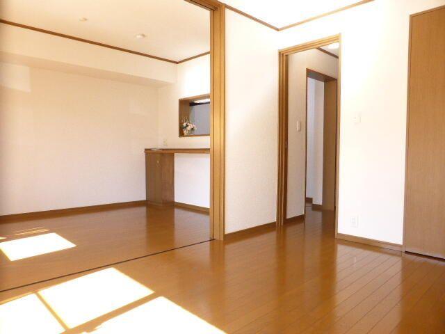 ヴィラトリアノンの居間・リビング