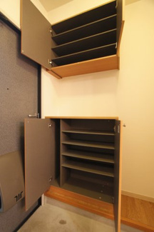 【収納】 | シャルマンハイツ | たっぷりとした収納スペースです