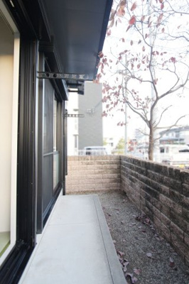 【バルコニー】 | シャルマンハイツ | 陽当たり良好なバルコニーです