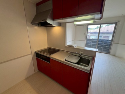 【キッチン】 | プラサート ハウス２ | ※別部屋の参考写真です