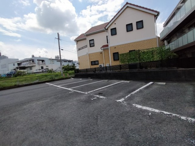【駐車場】 | 忍ケ丘グリーンハイツ
