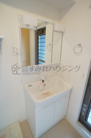 アレグレパス安倉の洗面所|参考、同建物・反転間取りの号室