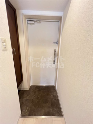 【玄関】 | Perfect Life本田 | 明るい玄関です