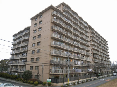 【外観】 | ヴェルドミール多摩川 | 徒歩5分圏内に公園と小学校があり子育てに便利な住環境です。