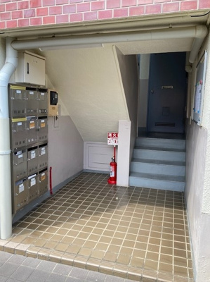 【エントランス】 | 新井薬師ローヤルコーポ