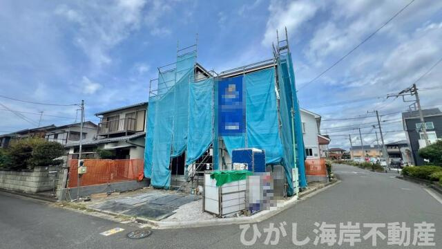茅ヶ崎市浜之郷　新築戸建の前面道路含む現地写真|現地外観