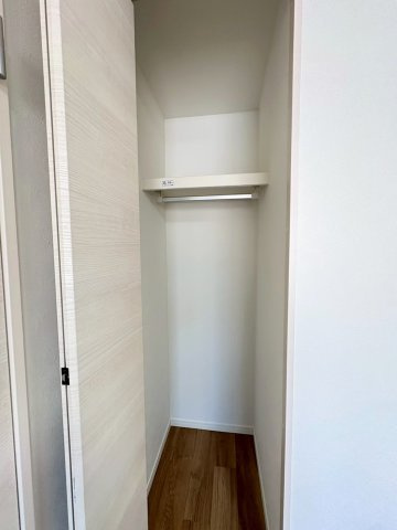 ◆２０２５年５月リフォーム完了◆全居室６帖以上の広々住戸◆南面ワイドバルコニー◆シャルム大津の収納|クローゼット