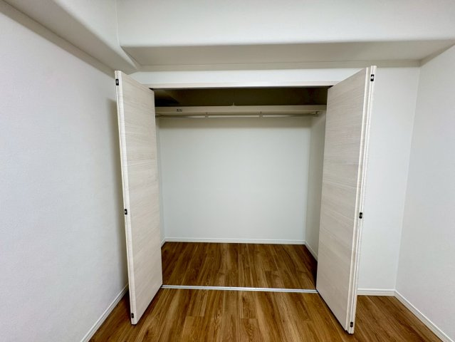 ◆２０２５年５月リフォーム完了◆全居室６帖以上の広々住戸◆南面ワイドバルコニー◆シャルム大津の収納|クローゼット