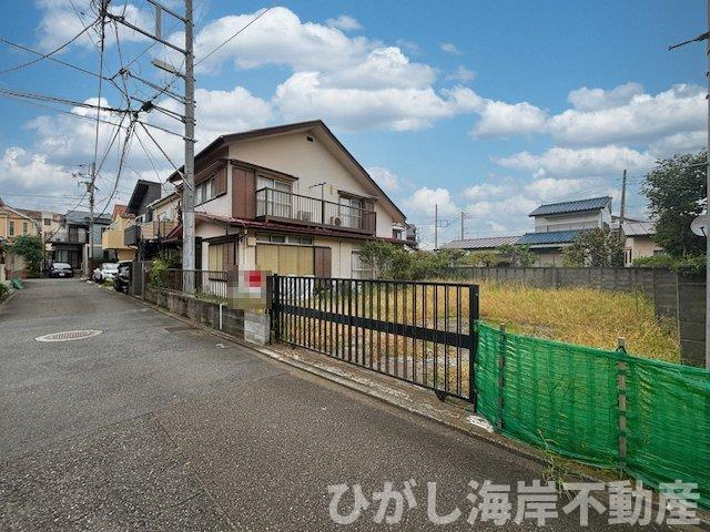 茅ヶ崎市松が丘１丁目　売地の前面道路含む現地写真|現地外観
