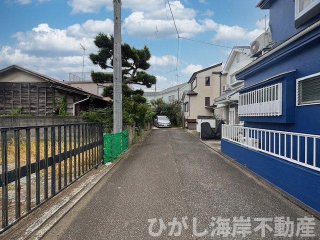 茅ヶ崎市松が丘１丁目　売地の前面道路含む現地写真|現地外観