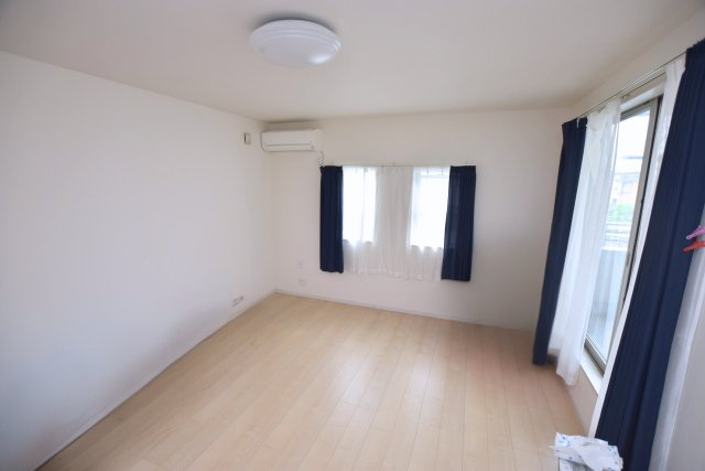 【居間・リビング】 | 加須市久下6丁目　中古戸建