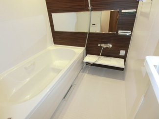 【浴室】 | ホワイトガーデン西宮中島町