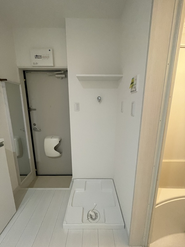 フローラメゾン北大塚の玄関