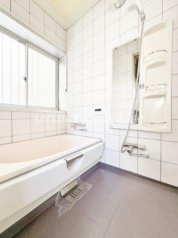 栄町貸家の浴室