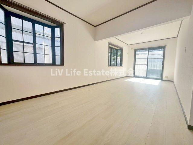 ハイツ光洋Aの居間・リビング