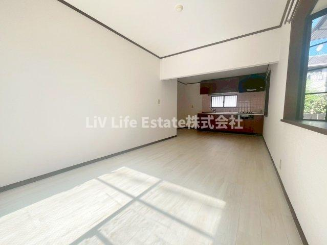 ハイツ光洋Aの居間・リビング