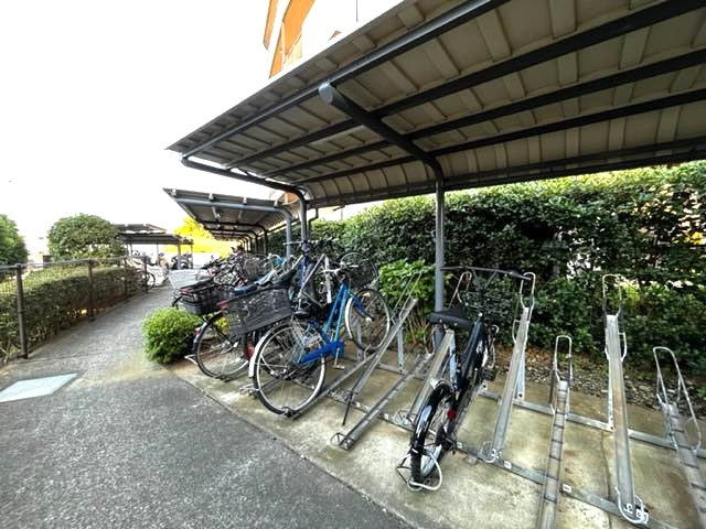 オクトス湘南茅ヶ崎グランドヒルの駐輪場|駐輪場