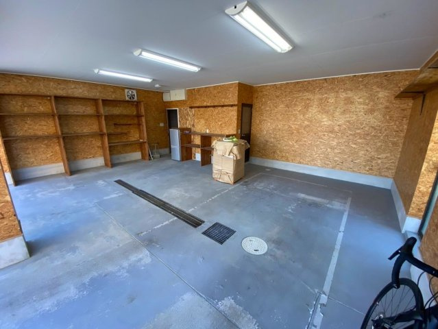 柏原市大県２丁目の店舗一部の内装