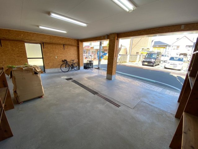 柏原市大県２丁目の店舗一部の内装