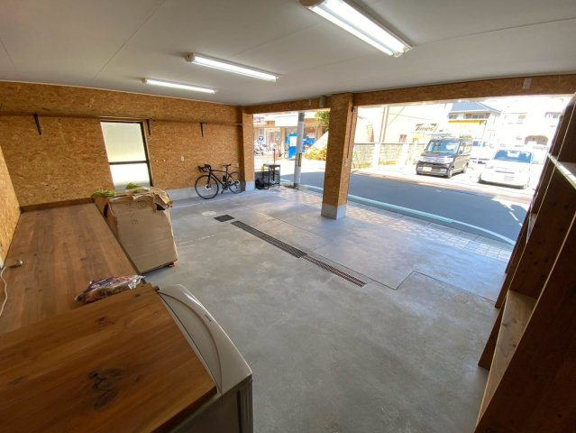 柏原市大県２丁目の店舗一部の内装