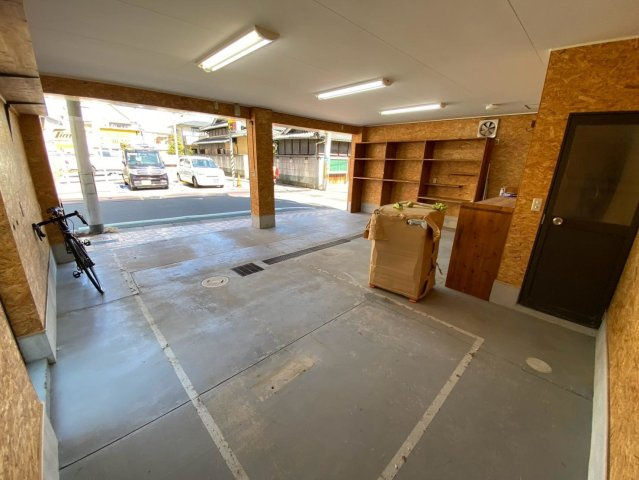 柏原市大県２丁目の店舗一部の内装