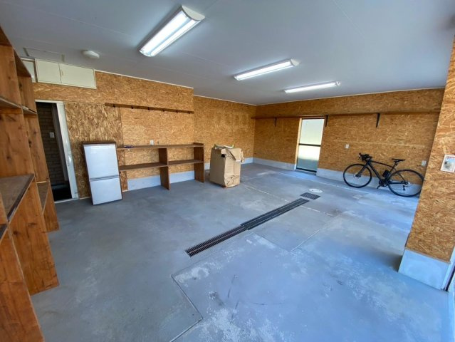 柏原市大県２丁目の店舗一部の内装