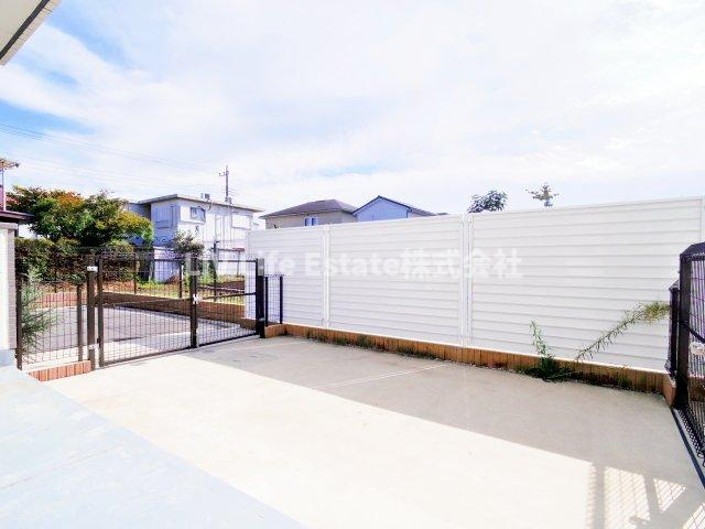 小平市鈴木町１丁目の賃貸マンションのバルコニー