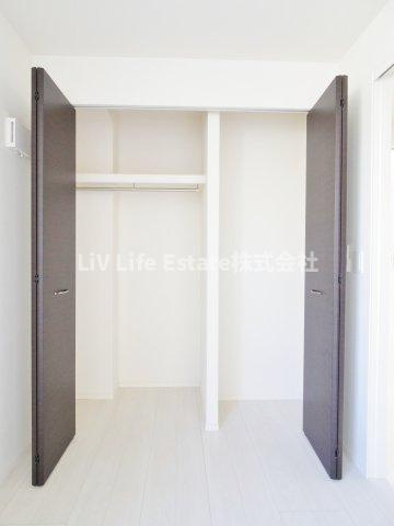 小平市鈴木町１丁目の賃貸マンションの収納