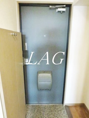 【玄関】 | ウエスト | 玄関です。