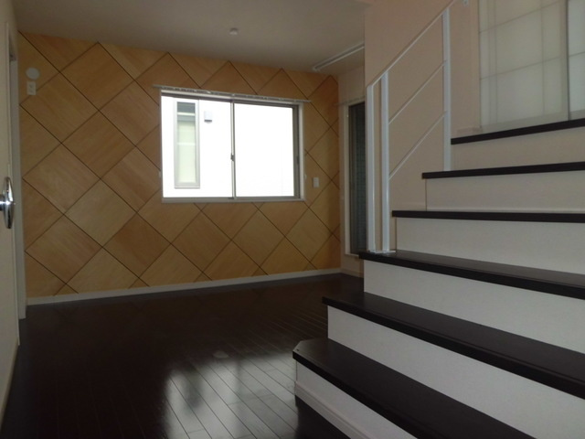 コージィコートの居間・リビング