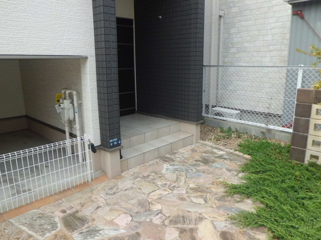 コージィコートのエントランス