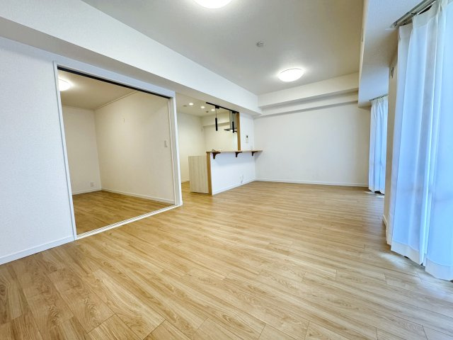 【居間・リビング】の画像